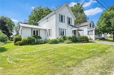 Detached in Greater Napanee