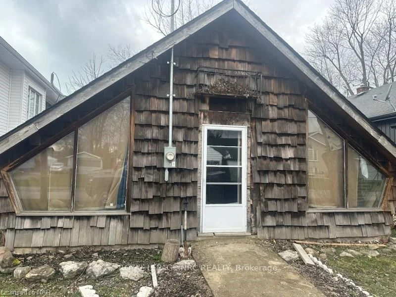 77 Edward Avenue, Fort Erie, On L2a 5k4