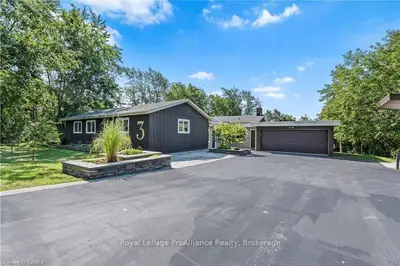 Detached in Kingston