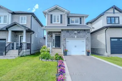 Detached in Kingston