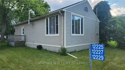 12225 Lakeshore Street, Wainfleet, On L3k 2s3