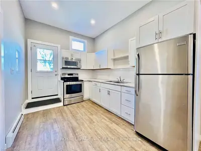 206 Jarvis Street, Fort Erie, On L2a 2s5