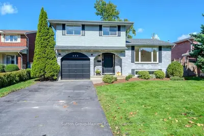 Detached in Kingston