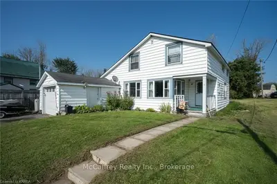 7 Roblin Road, Greater Napanee, On K0k 2w0