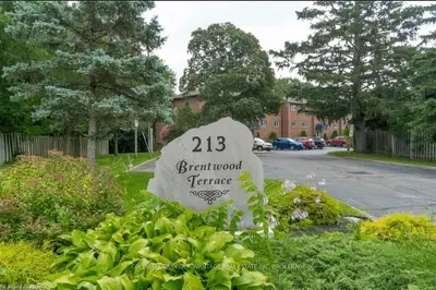 213 Sydenham Street C301, Brantford, On N3r 3z6