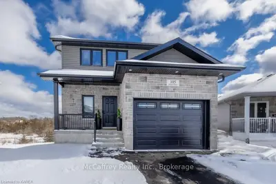 Detached in Loyalist