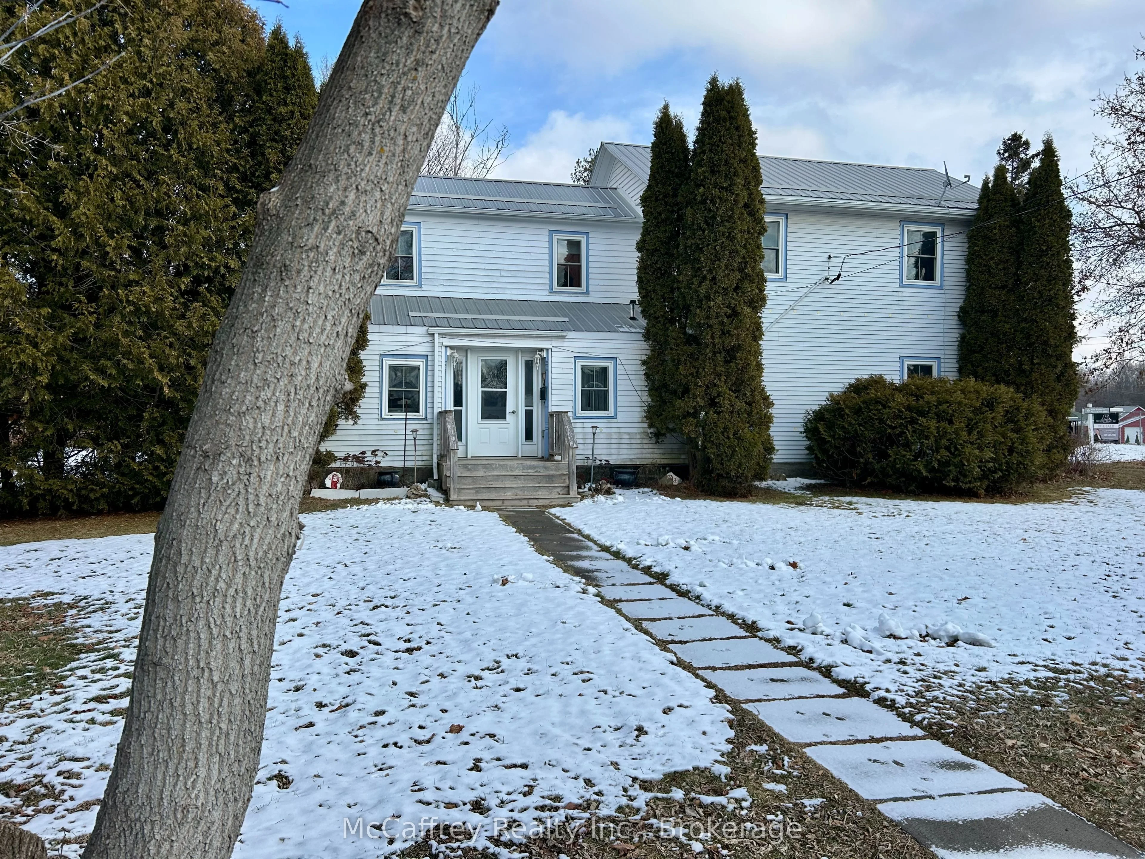 4 Peel Street, Stone Mills, On K0k 3g0