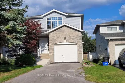 Detached in Loyalist