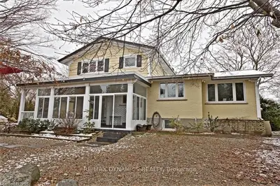15854 Niagara River Parkway, Niagara-on-the-lake, On L0s 1j0