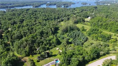 Reynolds Road, Front Of Leeds & Seeleys Bay, On, K0e 1l0