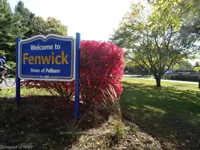 Detached in Pelham