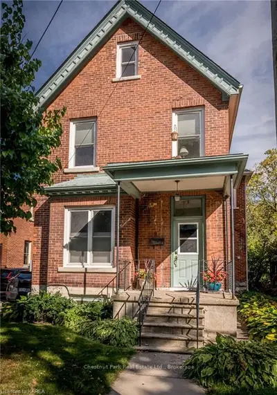 Detached in Kingston