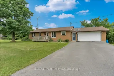 Detached in Greater Napanee