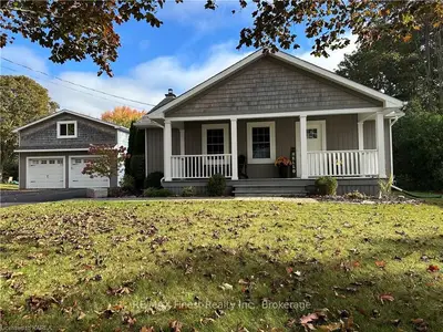 Detached in Kingston