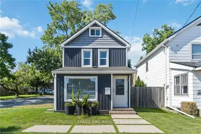 Detached in Welland
