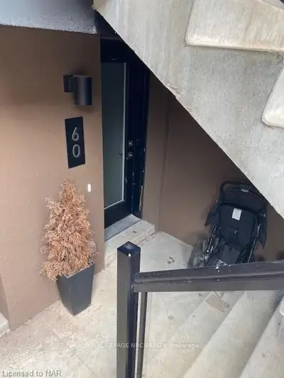 Condo Apartment in Niagara Falls