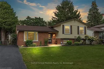 Detached in Kingston