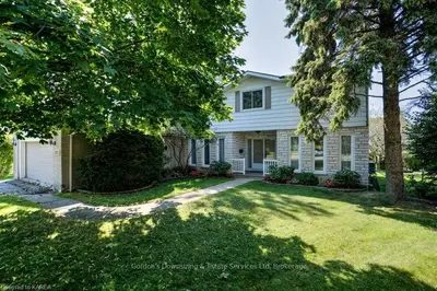 Detached in Kingston