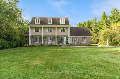 Detached in Welland