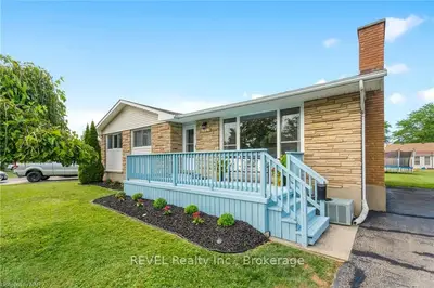 8848 Banting Street, Niagara Falls, On L2g 6z9