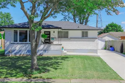 Detached in Welland