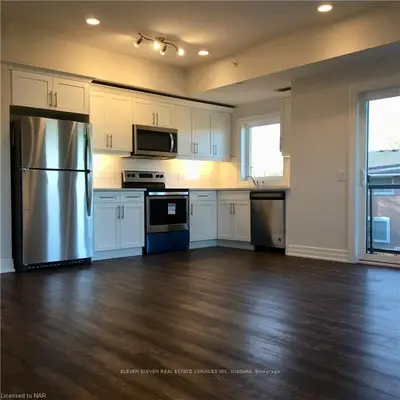 212 Lakeport Road 208, St. Catharines, On L2n 0b4