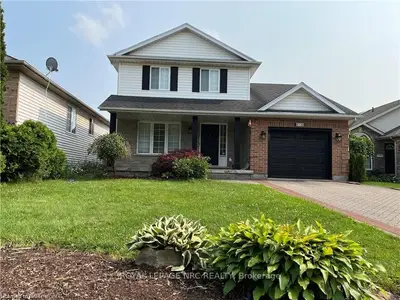 8138 Orchard Grove Parkway, Niagara Falls, On L2h 3e8