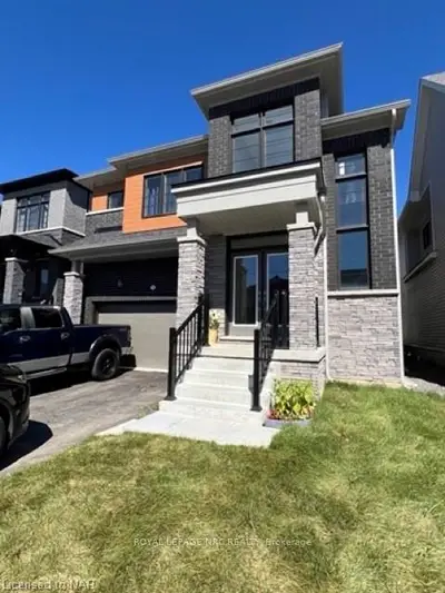 Detached in Thorold