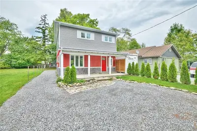 3054 Thunder Bay Road, Fort Erie, On L0s 1n0