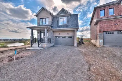 Detached in Welland