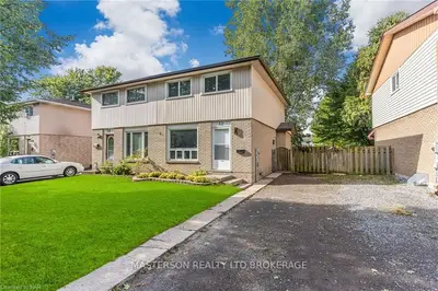 Semi-Detached in Welland