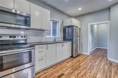 Detached in Hamilton