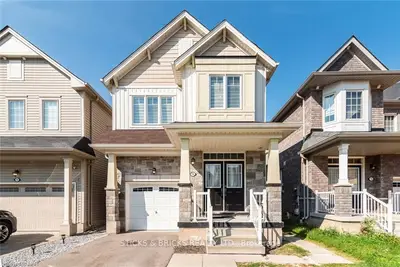 Detached in Niagara Falls