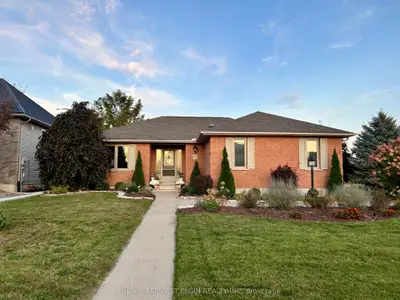 Detached in Tillsonburg