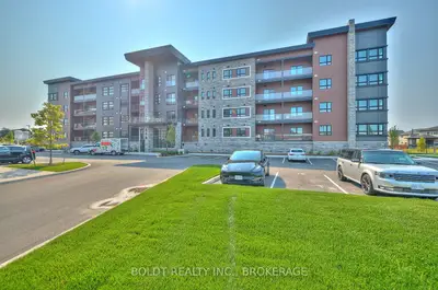 Condo Apartment in Pelham