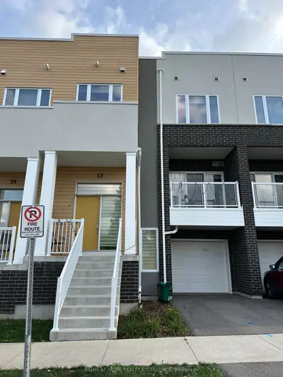 Condo Townhouse in Kitchener