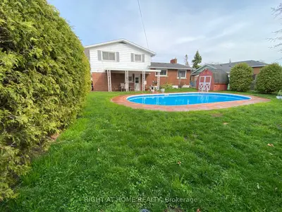 Detached in Grimsby