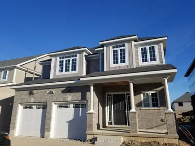 Detached in Stratford