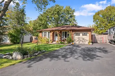 Detached in Fort Erie