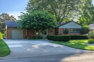 Detached in London North