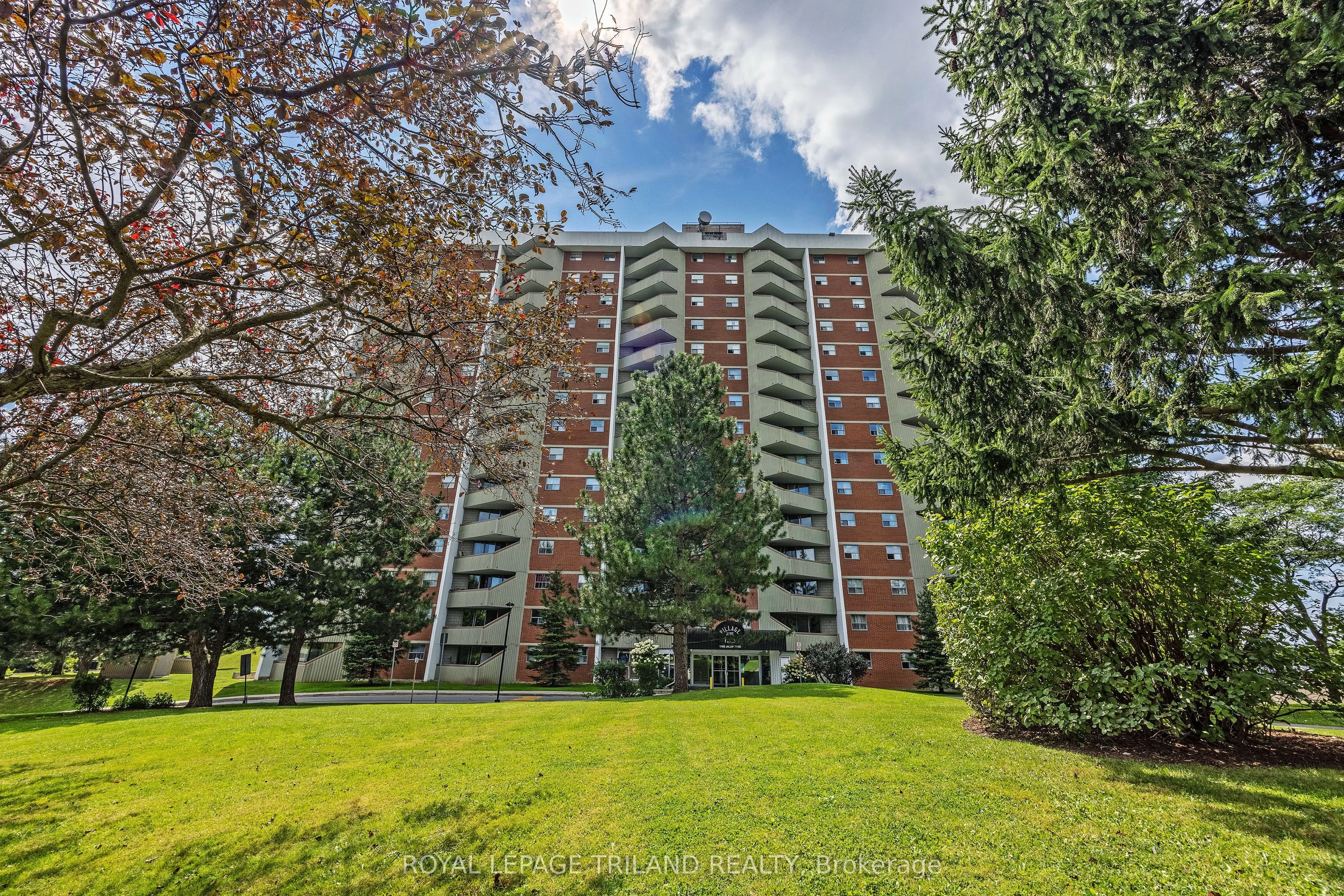 Condo Apartment in London South