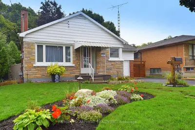 Detached in Hamilton