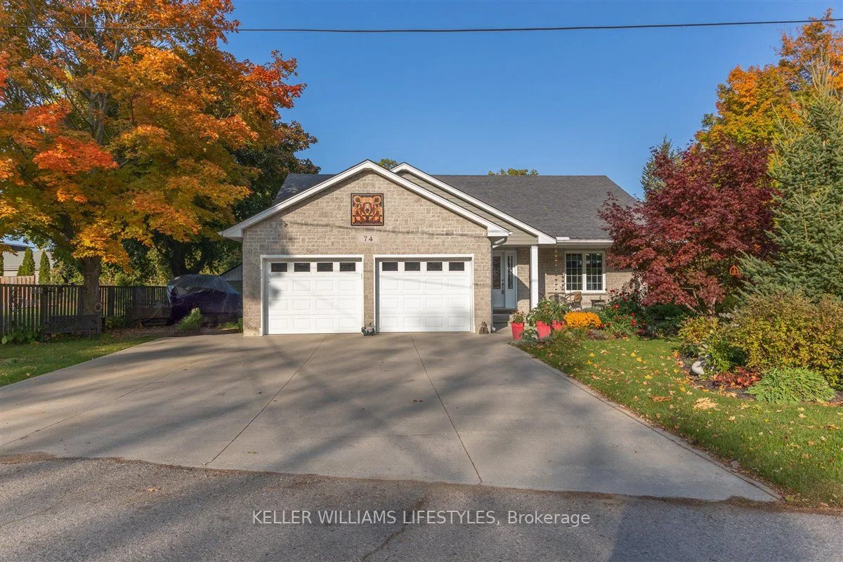 Detached in Lambton Shores