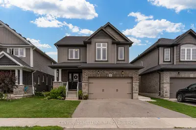 Detached in Stratford