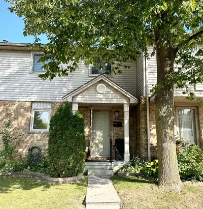 217 Martinet Avenue 46, London East, On N5v 4p5