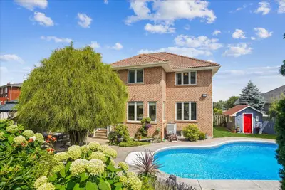 Detached in Hamilton