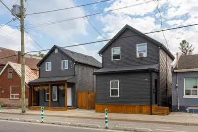 Fourplex in Hamilton