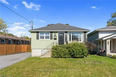 Detached in Kingston