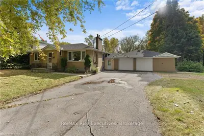 Detached in Kingston
