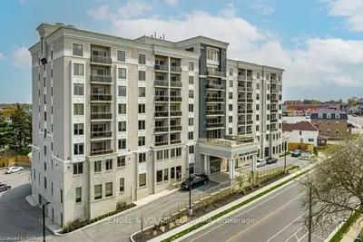 Condo Apartment in Niagara Falls